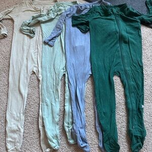 Set of Four Zipper Kyte Baby Footies